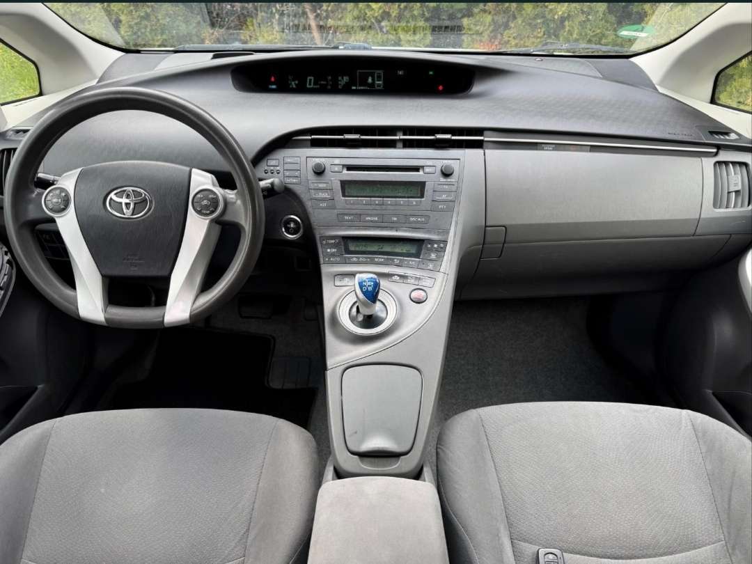 Автомобіль
